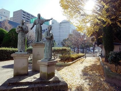 FOMOS EM BUSCA DO JAPÃO