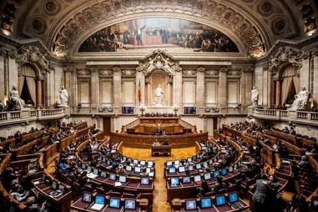 A LIBERDADE DE EXPRESSÃO E DE PENSAMENTO EM PORTUGAL