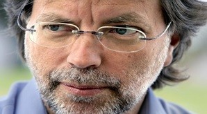MIA COUTO: o poeta de hoje e do meu antigamente.