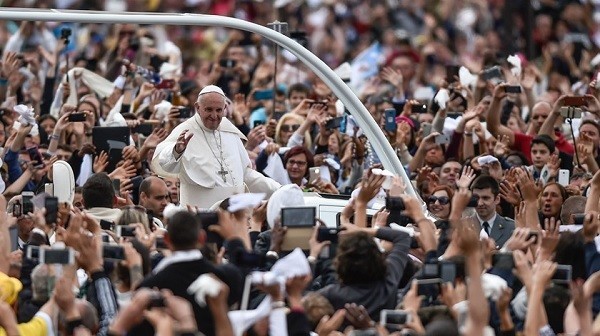 DEMISSÃO DO PAPA FRANCISCO