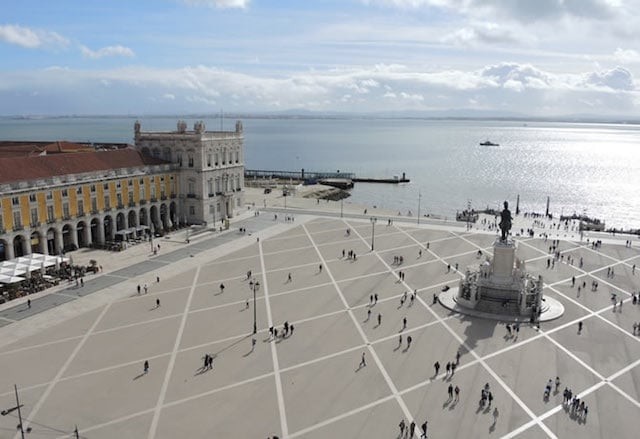 A LÍNGUA PORTUGUESA NO MUNDO