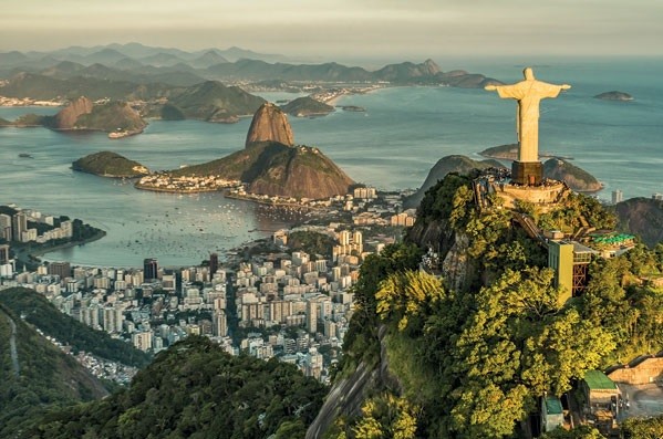 A LÍNGUA PORTUGUESA NO MUNDO