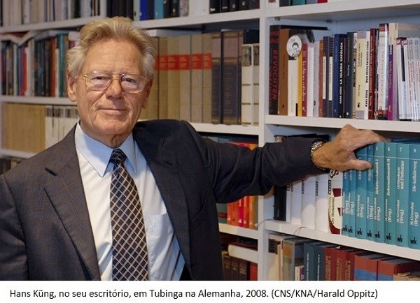EPITÁFIO: PROFESSOR HANS KÜNG