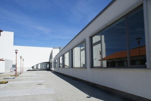 TEATRO ANTIGO E TEATRO MODERNO EM CHAVES