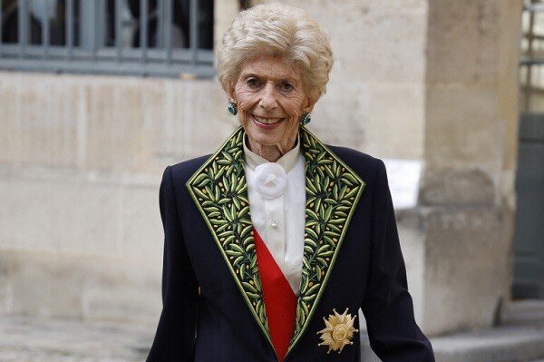 Hélène Carrère d Encausse.jpg
