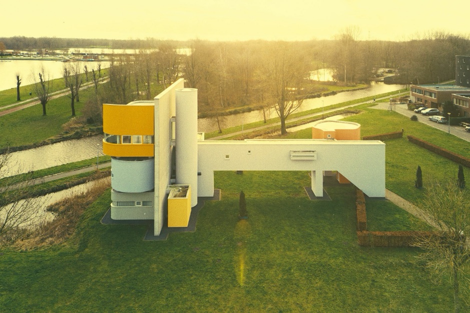 A Wall House #2 de John Hejduk propõe uma fisicalidade para a poesia