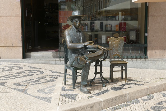 Cinco contos de réis…